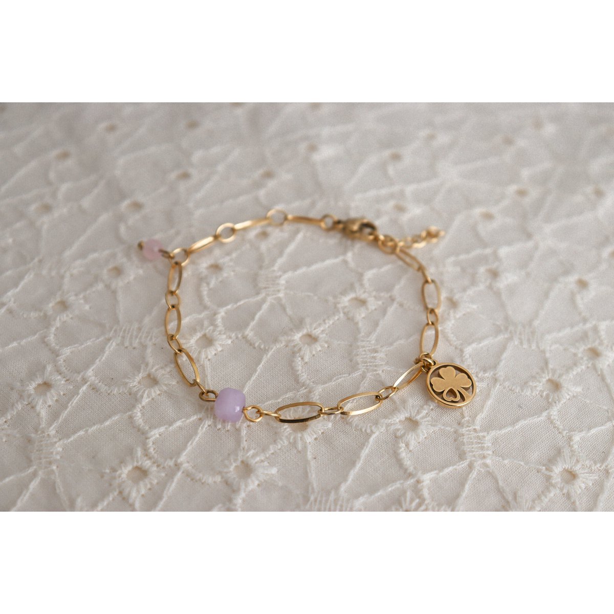 Chalcedoon, Rozenkwarts & Klaver Vier Armband - Goud