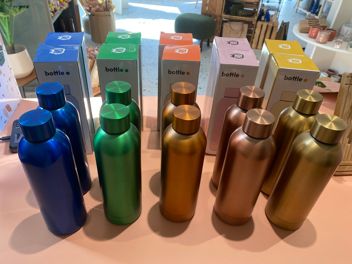 Drinkbus met naam - 5 kleuren
