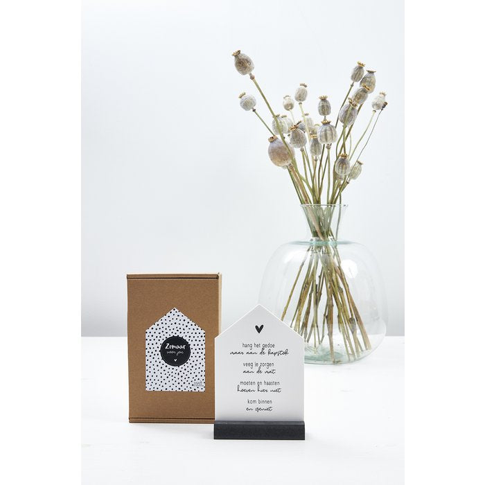 Zomaar, cadeautje: huisje met gedichtje