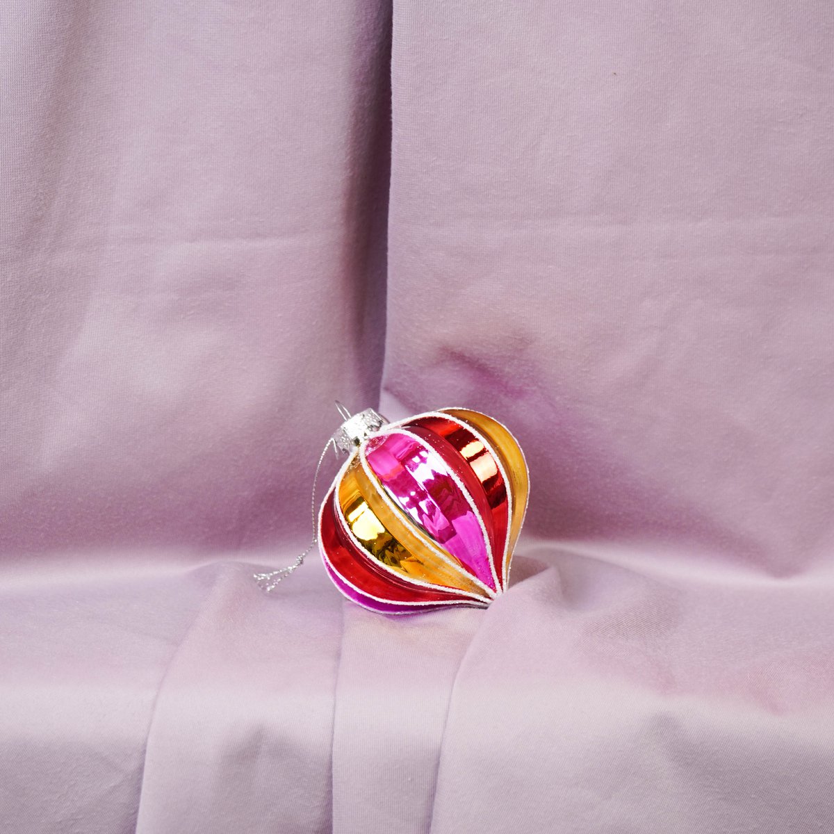 Ornament - Kerstbal - Glas - Meerkleurig - 8x8cm