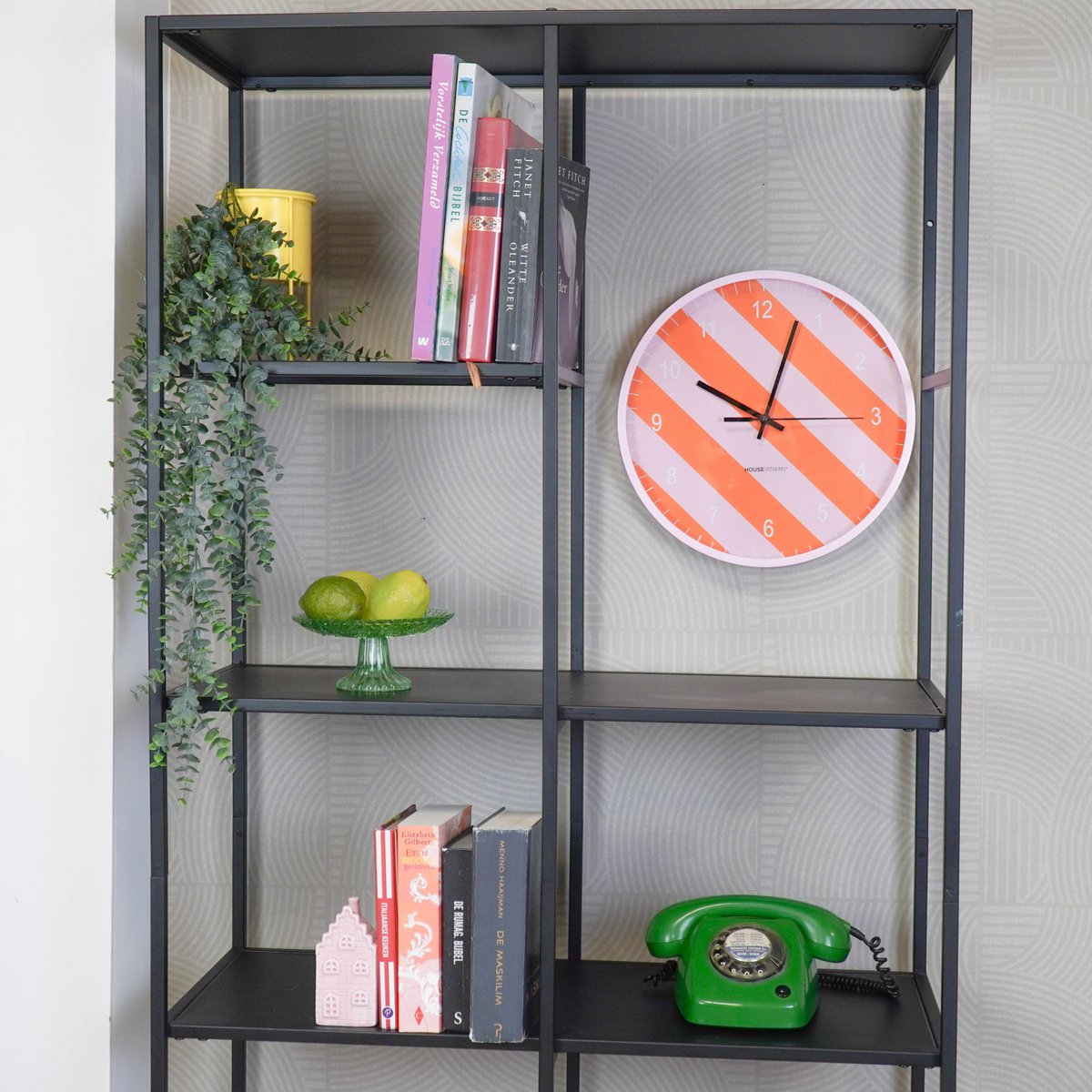 Gekleurde Gestreepte Wandklok - 34cm