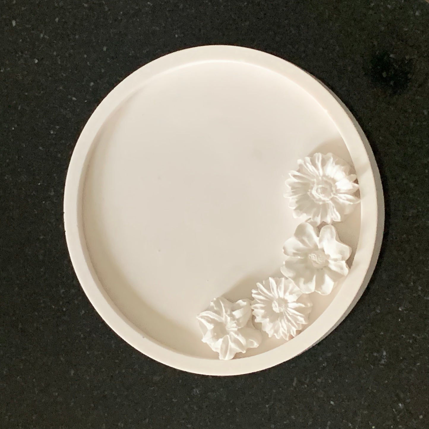🌸 Decoratief Bloemenschaaltje – Handgemaakt