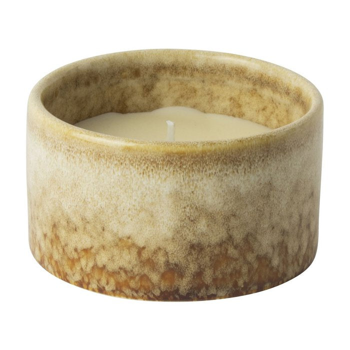 Kaars in keramieke pot