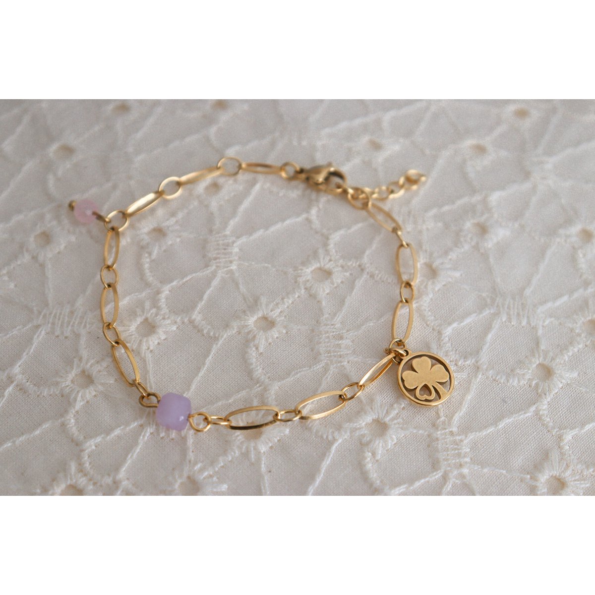 Chalcedoon, Rozenkwarts & Klaver Vier Armband - Goud