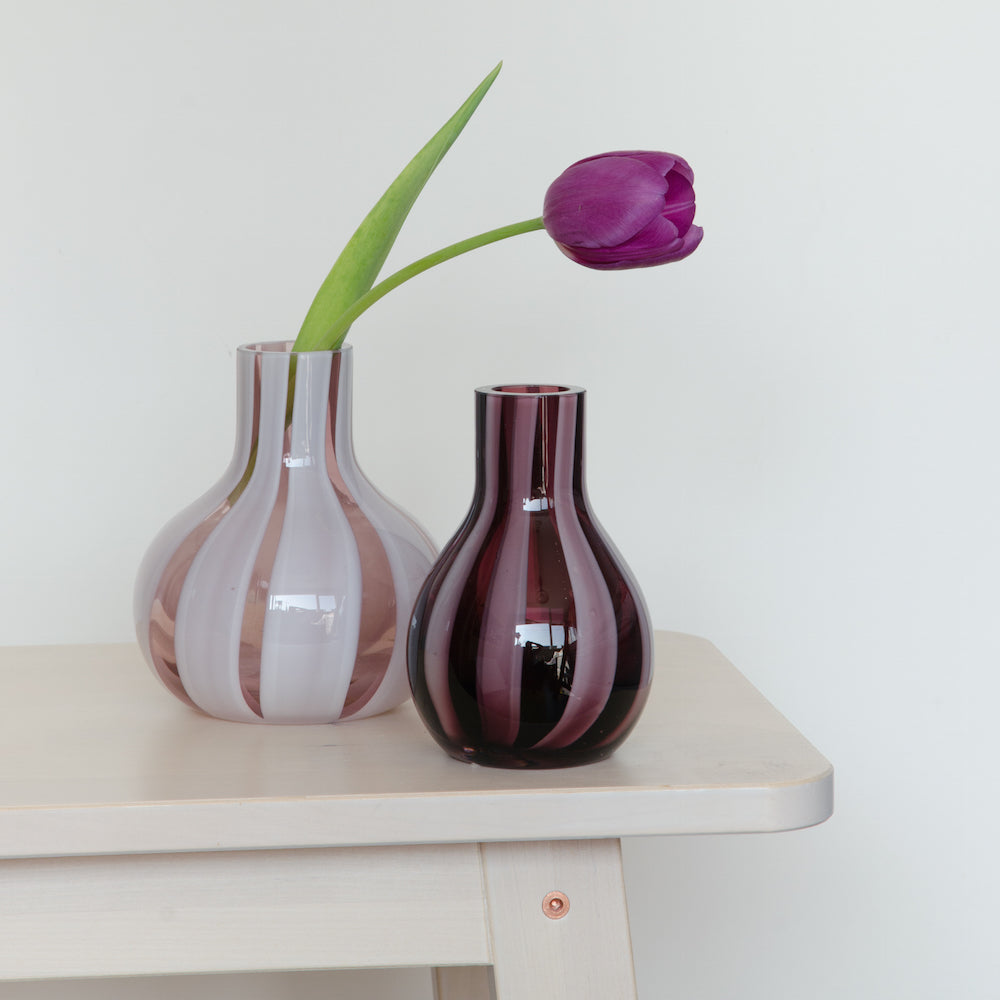 Vaas aubergine 13 cm