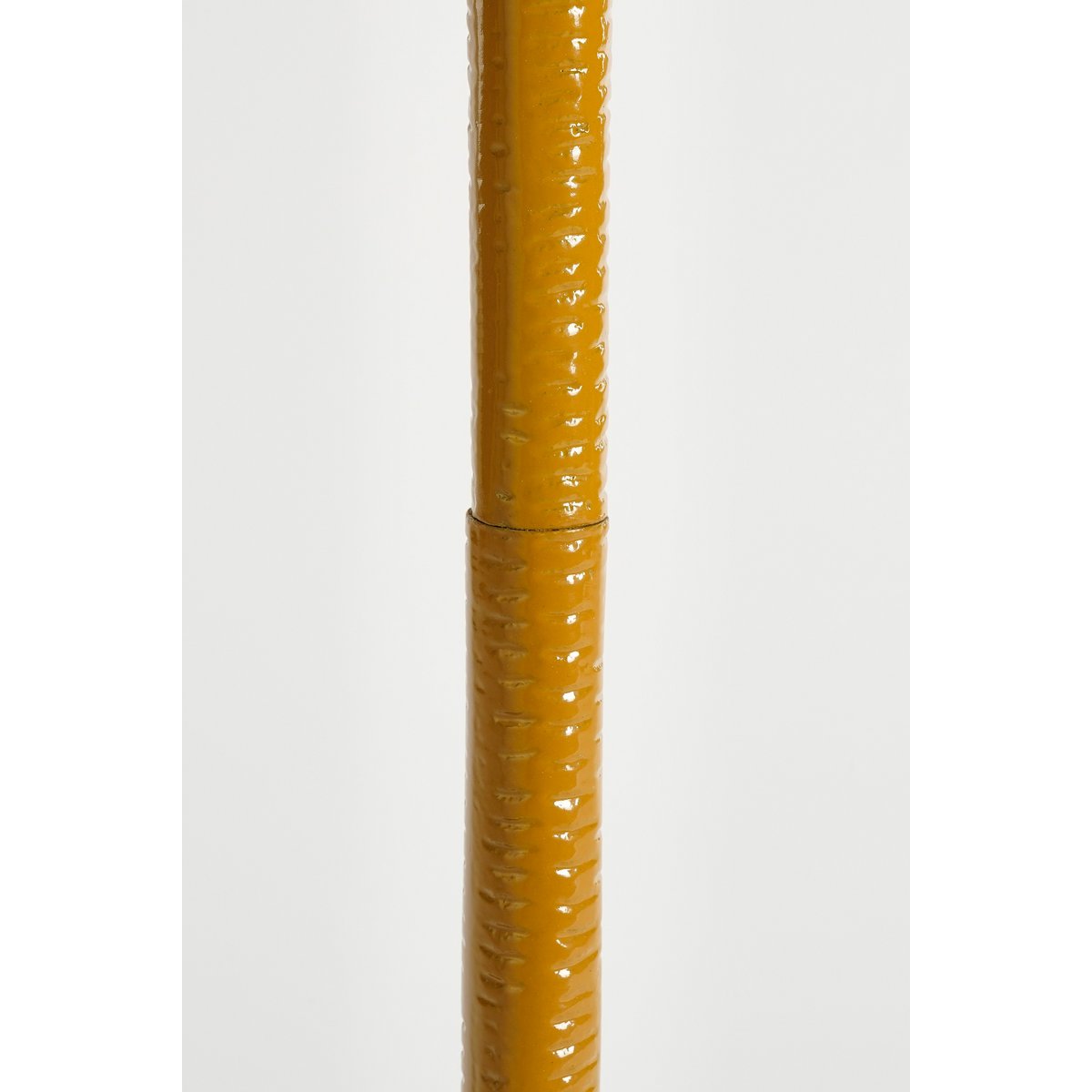 Colin Bijzettafel - H68 x Ø24 cm - Gerecycled Aluminium - 100% FSC - Bruin