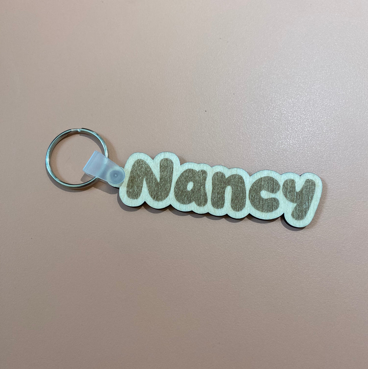 Houten sleutelhanger met naam