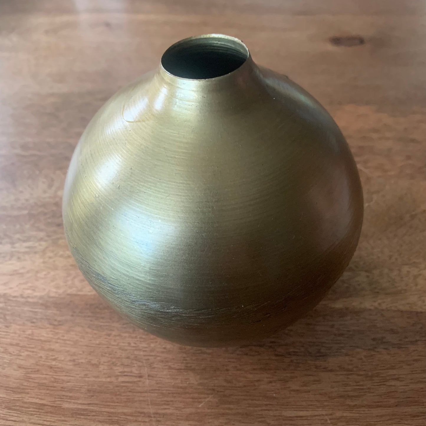 Kolony vaasje metaal goudkleurig 11,5 cm