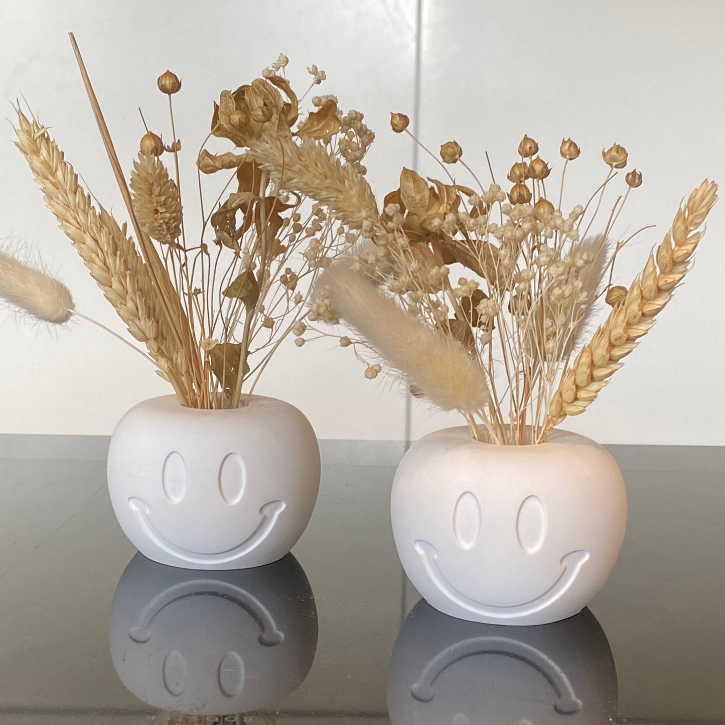 Porseleinen smiley vaasje – handgemaakt
