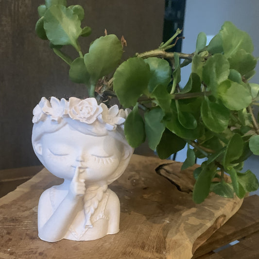 Bloempot meisje