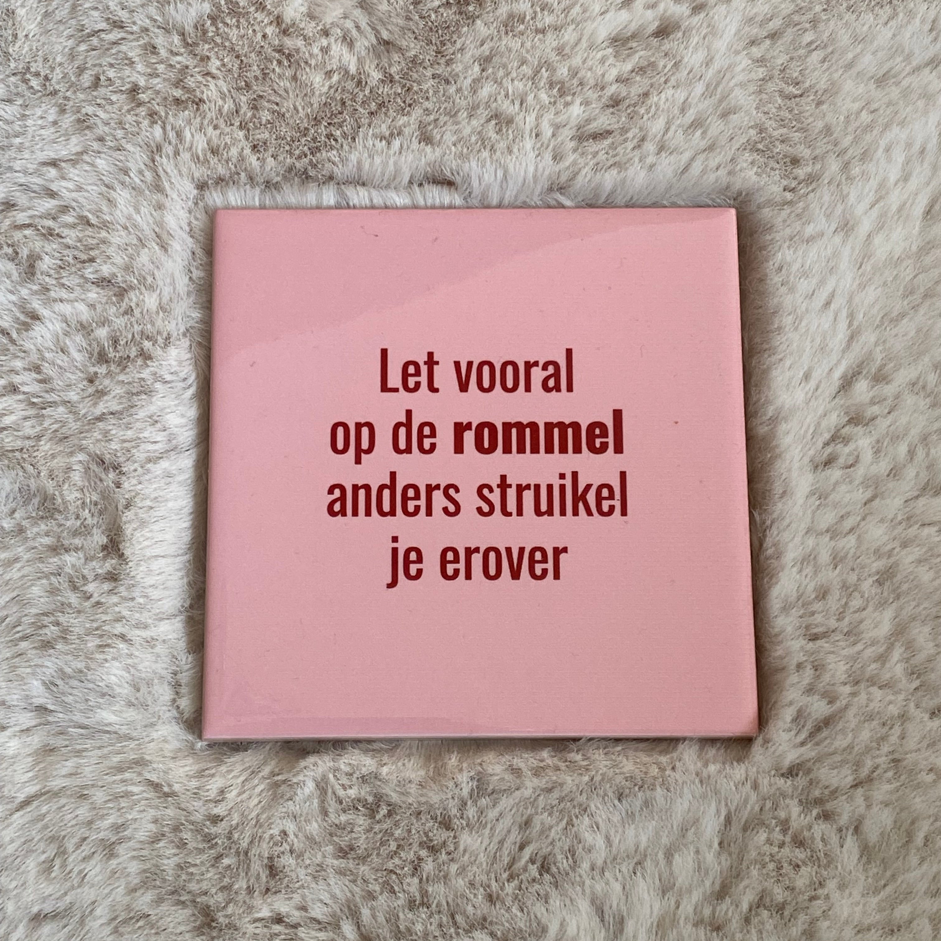 Handgemaakte tegel – Rommel